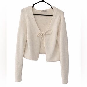 Hollister Cream Tie-Front Knit Cardigan